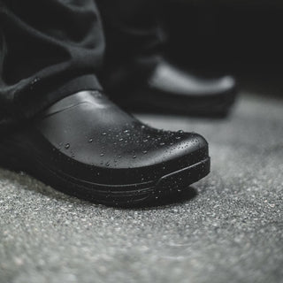 Slip Resistant Catering Work Shoes, Trainers & Clogs for Women