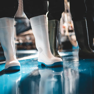 Men's Slip Resistant Wellingtons